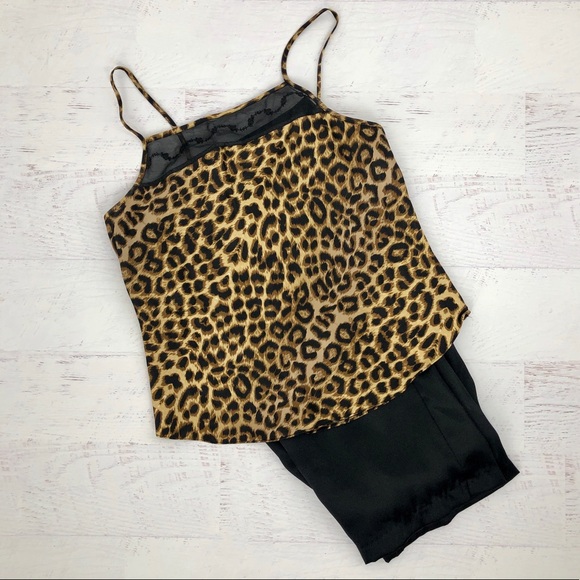 2/$20 Secret Treasures Cheetah Print PJ Set Medium - Picture 6 of 9